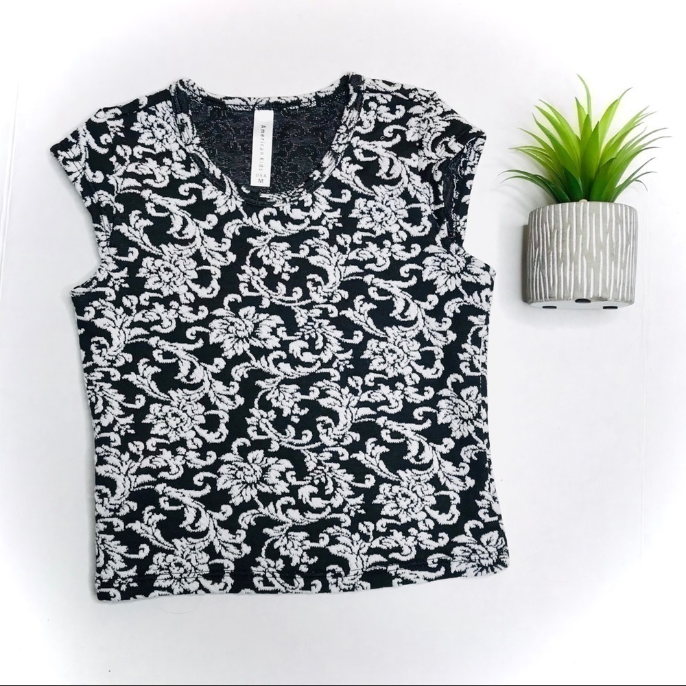 AMERICAN Kids Black & White Cap Sleeve Knit Top